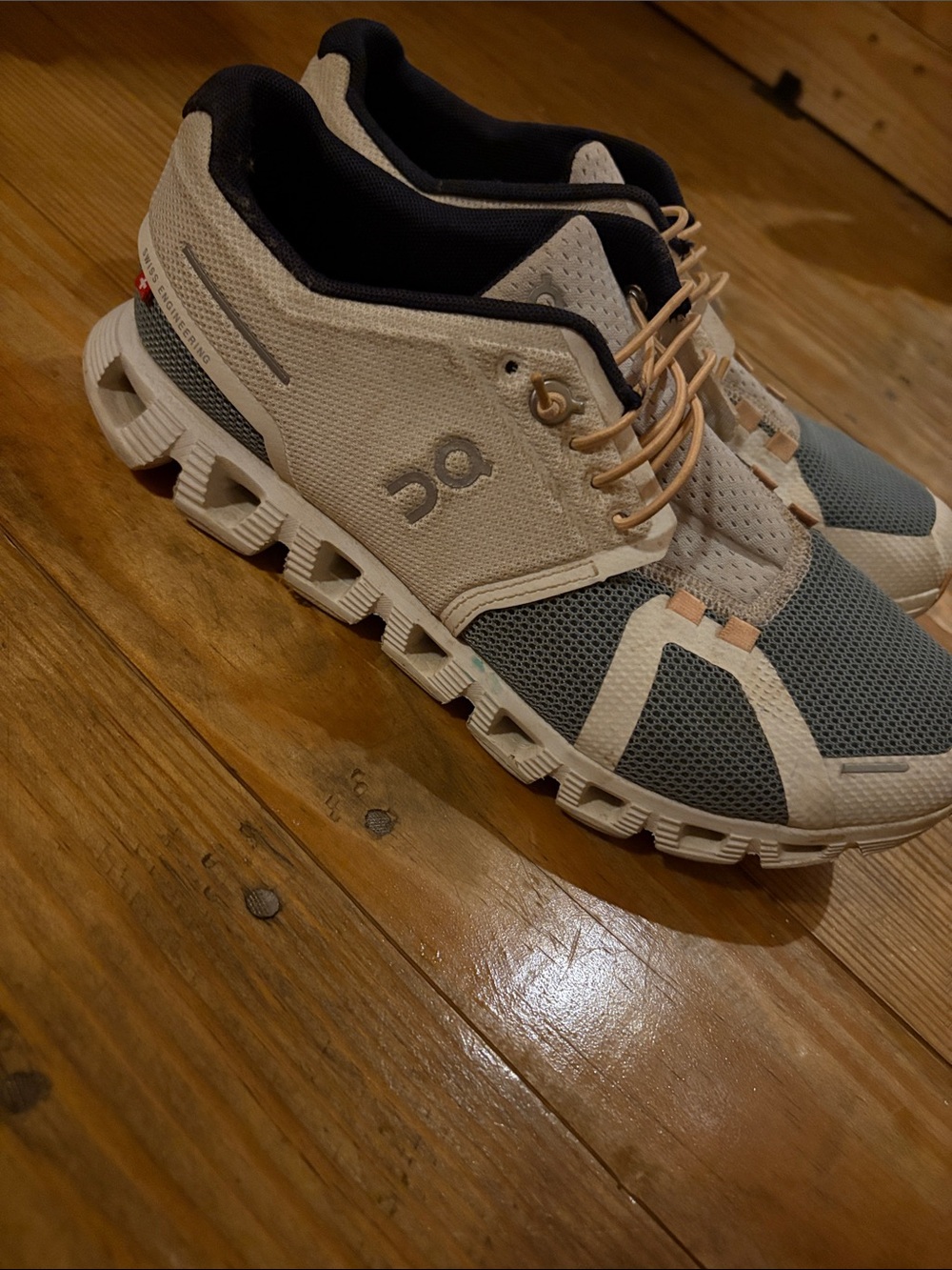 On Running Cloud Running Shoes in Cream and Blue